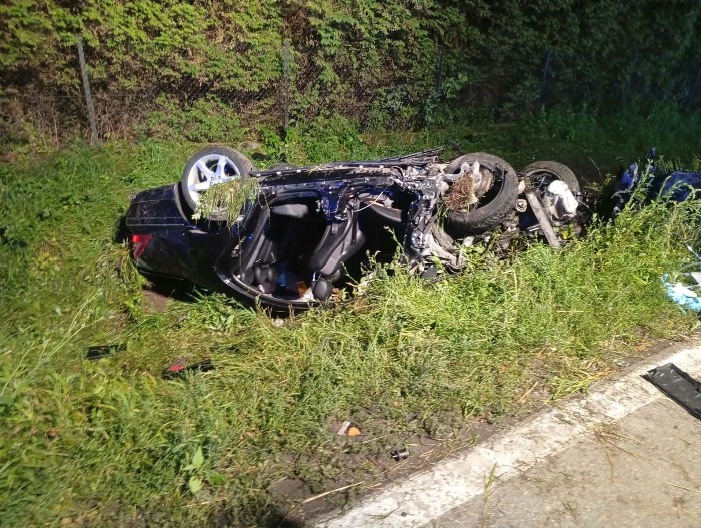 Wyciąganie aut z rowu po dachowaniu i wypadkach 24h Dąbrowa Tarnowska i okolice